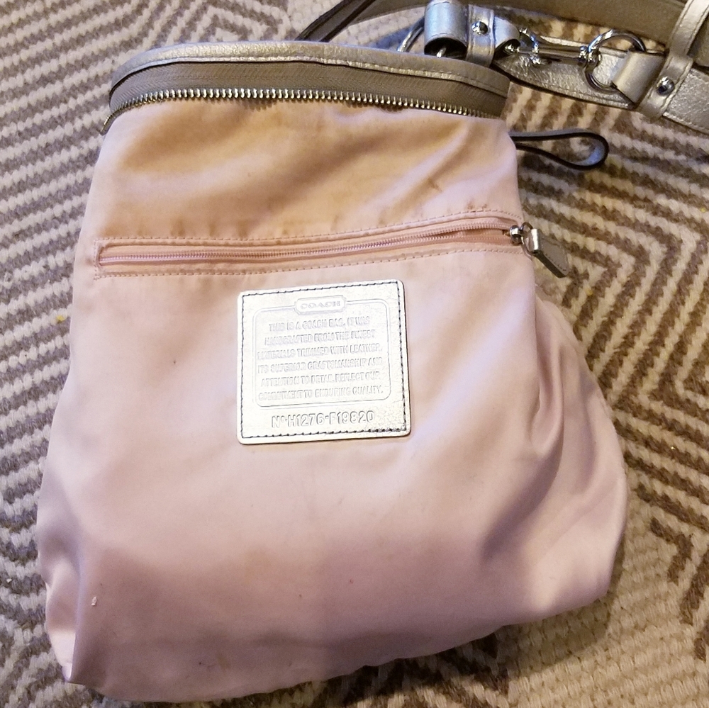 Coach silver handbag - Picture 7 of 8
